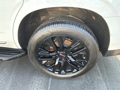 2022 GMC Yukon SLT