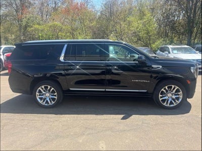 2022 GMC Yukon XL Denali