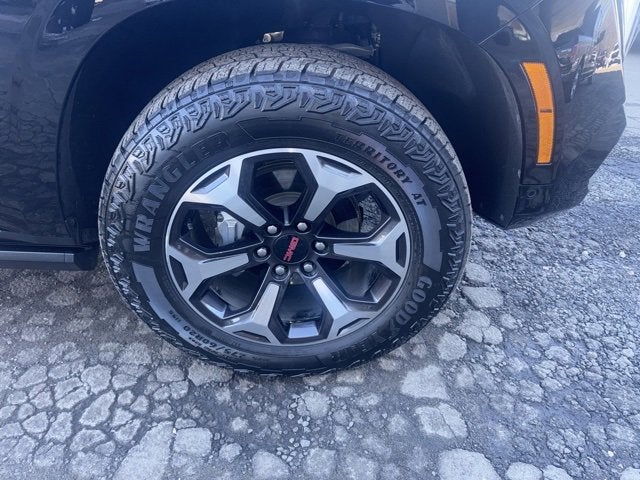 2025 GMC Yukon AT4 Ultimate