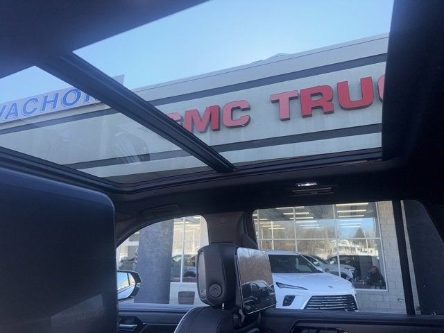 2025 GMC Yukon AT4 Ultimate