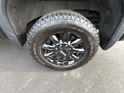 2025 GMC Sierra 2500 HD AT4