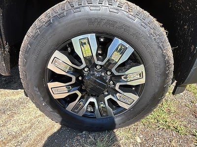 2025 GMC Sierra 2500 HD Denali