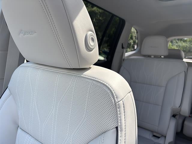 2027 Buick Enclave Avenir