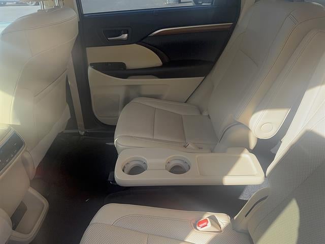 2017 Toyota Highlander Limited