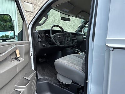 2026 GMC Savana Cutaway 3500 1WT