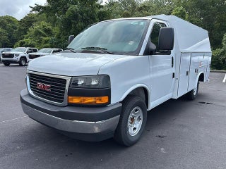 2026 GMC Savana Cutaway 3500 1WT