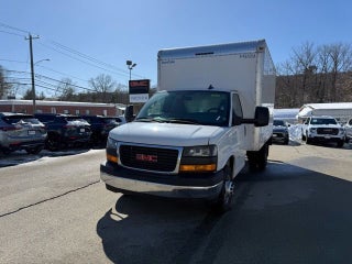 2026 GMC Savana Cutaway 3500 1WT