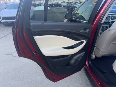 2020 Buick Envision Essence Group