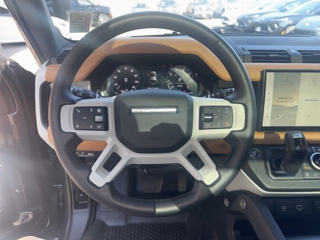 2024 Land Rover Defender 110 P400 X-Dynamic SE