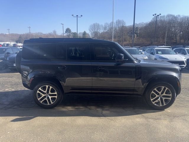 2024 Land Rover Defender 110 P400 X-Dynamic SE