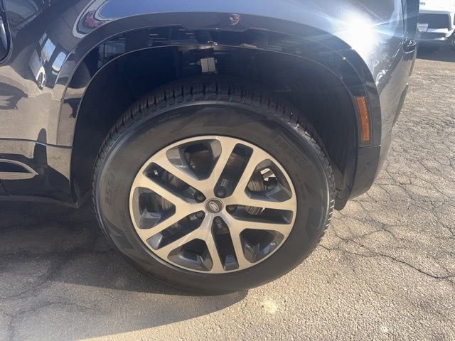 2024 Land Rover Defender 110 P400 X-Dynamic SE