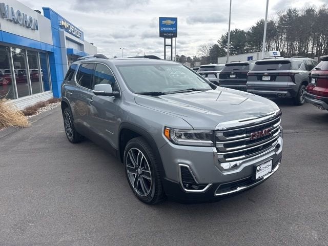 2023 GMC Acadia SLT