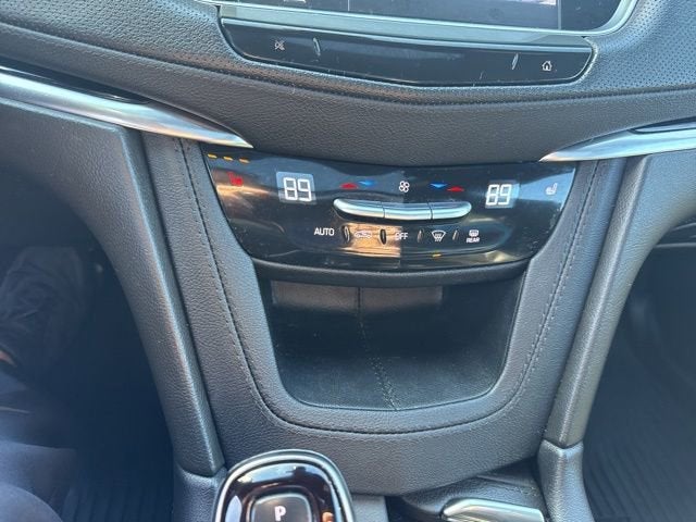 2024 Cadillac XT6 Luxury