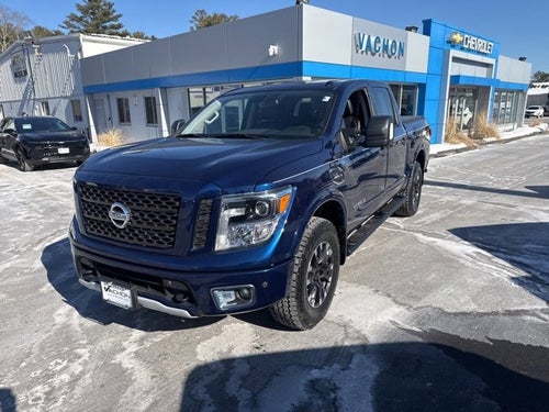 2017 Nissan TITAN PRO-4X