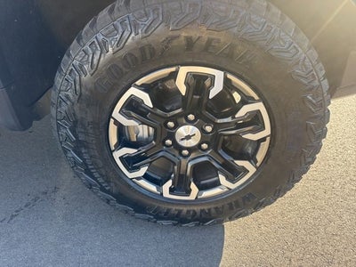 2025 Chevrolet Silverado 1500 ZR2