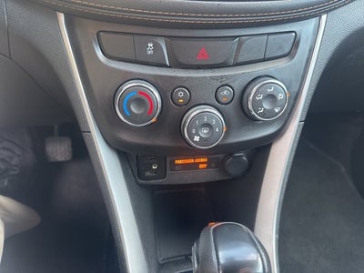 2022 Chevrolet Trax LS