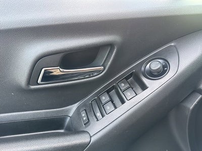 2022 Chevrolet Trax LS