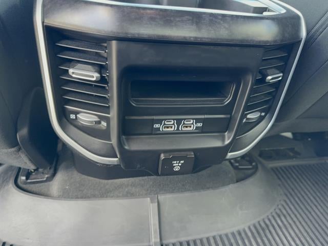 2022 RAM 1500 Big Horn Crew Cab 4x4 6'4" Box