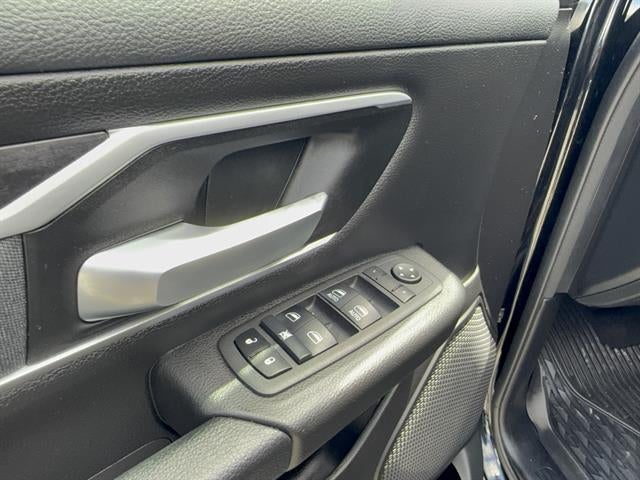 2022 RAM 1500 Big Horn Crew Cab 4x4 6'4" Box