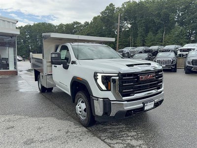 2026 GMC Sierra 3500 HD Chassis Cab Pro