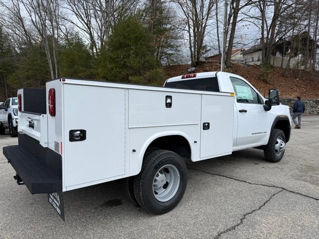 2026 GMC Sierra 3500 HD Chassis Cab Pro