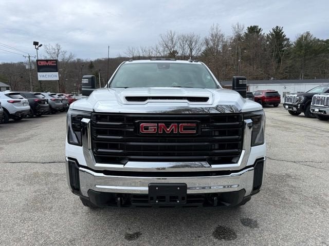 2026 GMC Sierra 3500 HD Chassis Cab Pro