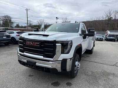 2026 GMC Sierra 3500 HD Chassis Cab Pro