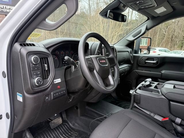 2026 GMC Sierra 3500 HD Chassis Cab Pro