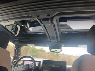 2024 GMC HUMMER EV SUV 2X