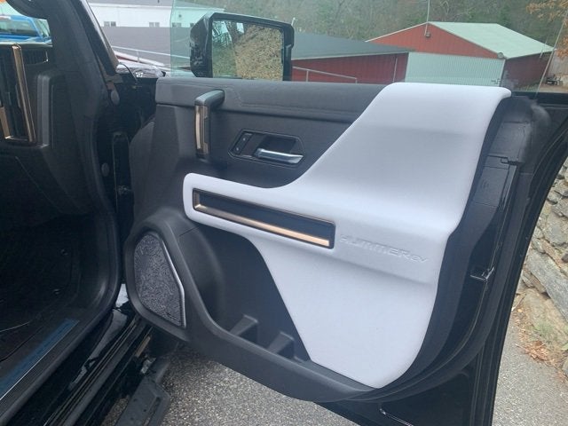 2024 GMC HUMMER EV SUV 2X