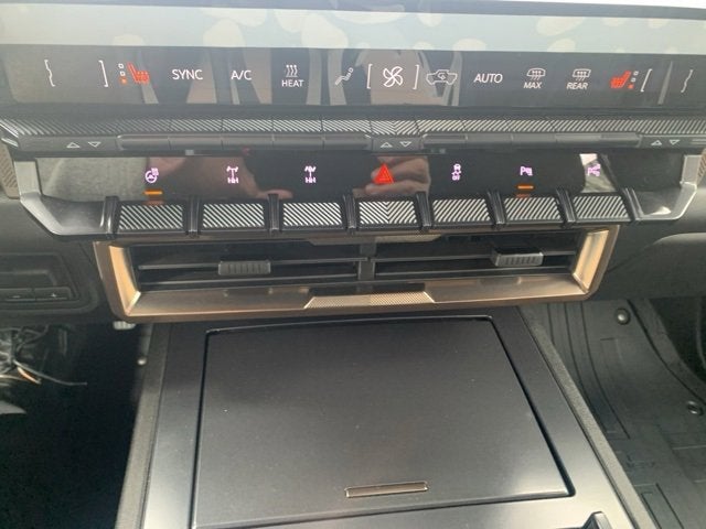 2024 GMC HUMMER EV SUV 2X