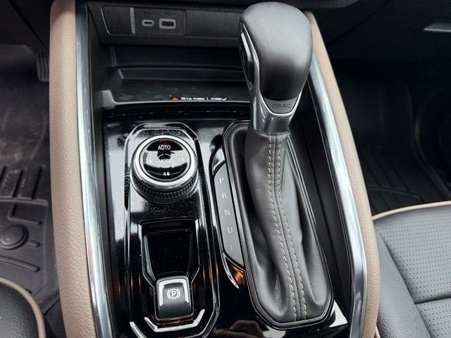 2025 GMC Canyon Denali