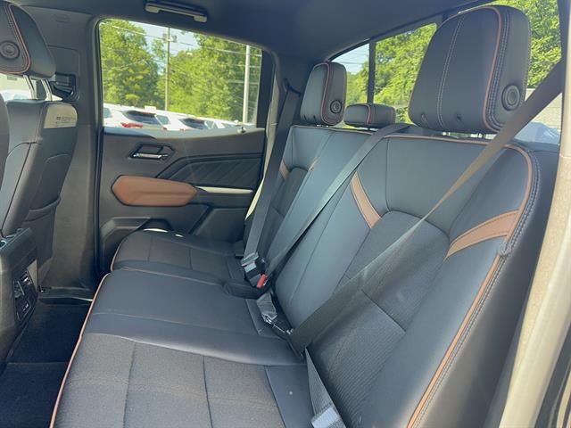 2023 GMC Canyon AT4