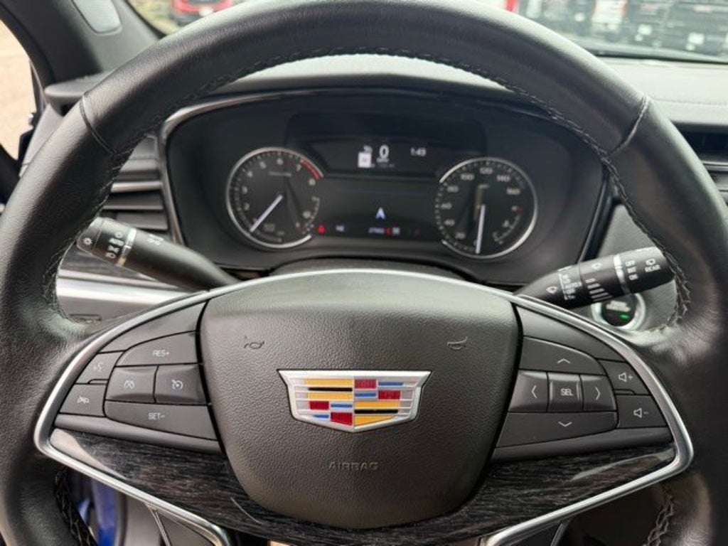 2023 Cadillac XT5 Premium Luxury