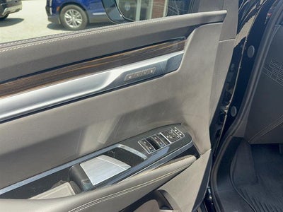 2025 Cadillac Escalade Premium Luxury
