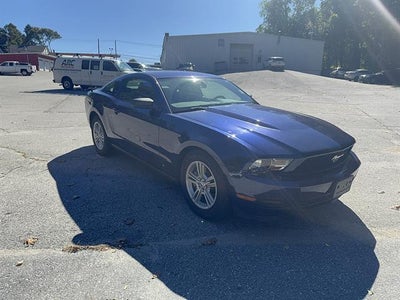 2012 Ford Mustang V6