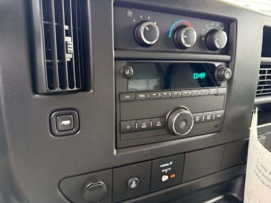 2026 GMC Savana Cutaway 3500 1WT