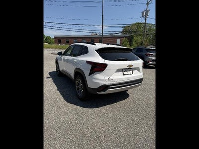 2025 Chevrolet Trax LT