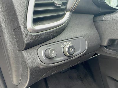 2022 Chevrolet Trax LS