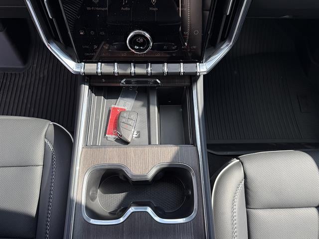2026 GMC Acadia AWD Denali