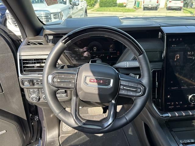 2025 GMC Yukon XL AT4