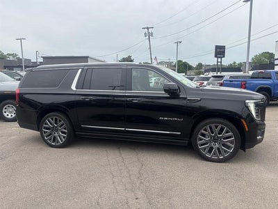 2025 GMC Yukon XL Denali Ultimate Denali Ultimate