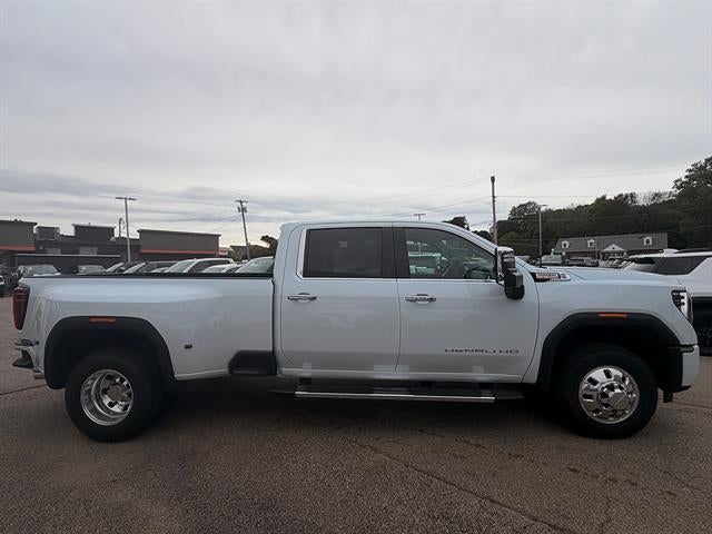 2026 GMC Sierra 3500 HD Denali DRW