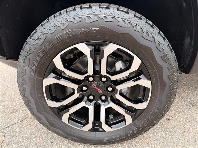 2026 GMC Canyon 4WD AT4