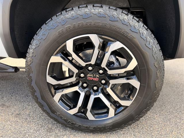 2026 GMC Canyon 4WD AT4