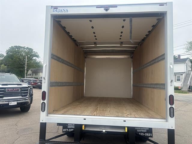 2026 GMC Savana Commercial Cutaway Van 159"